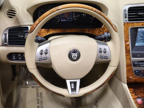 Used 2007 Jaguar XK Convertible RWD image 47