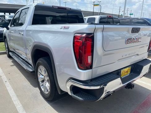 Used 2021 GMC Sierra 1500 SLT AWD/4WD image 4
