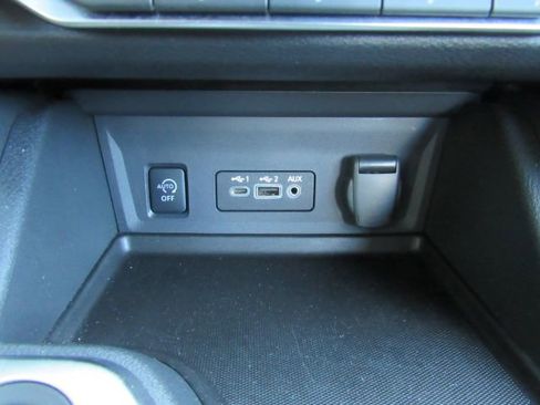 Used 2025 Nissan Sentra SV image 42