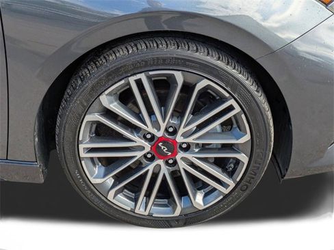 Used 2022 Kia Forte GT w/ GT Technology Package image 11