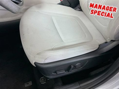Used 2025 Hyundai Tucson SEL FWD image 20