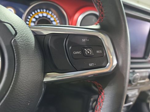 Used 2023 Jeep Wrangler Unlimited Rubicon w/ Xtreme Recon 35" Tire Package image 17