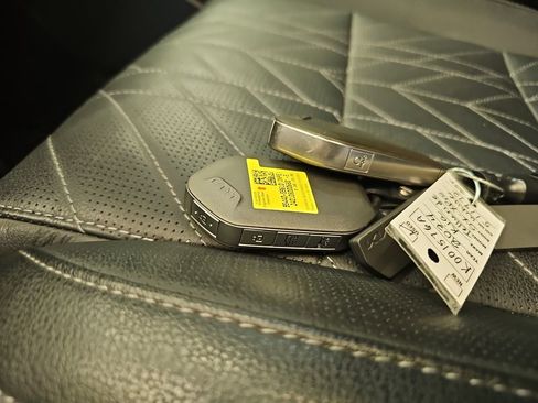 Used 2024 Kia Telluride SX X-Pro image 36