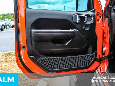 Used 2023 Jeep Wrangler Rubicon AWD/4WD image 35