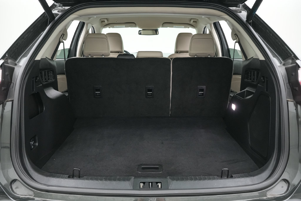 Certified 2024 Ford Edge Titanium AWD/4WD image 19