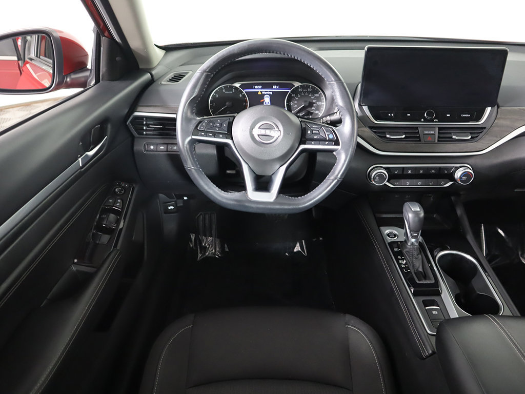 Used 2023 Nissan Altima 2.5 SV w/ SV Premium Package FWD image 36