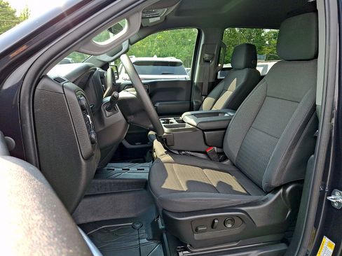 Used 2022 Chevrolet Silverado 1500 Custom w/ LPO, Dark Essentials Package AWD/4WD image 14