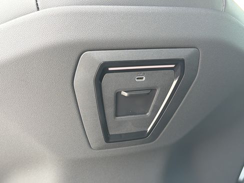 New 2027 BMW 530i w/ Premium Package RWD image 19
