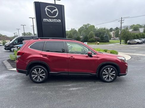 Used 2020 Subaru Forester Limited AWD/4WD image 8