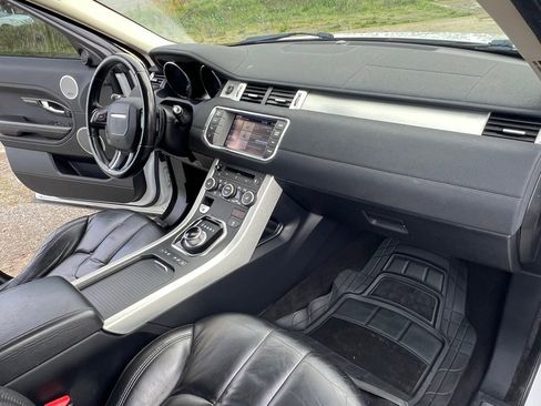 Used 2012 Land Rover Range Rover Evoque Pure image 21