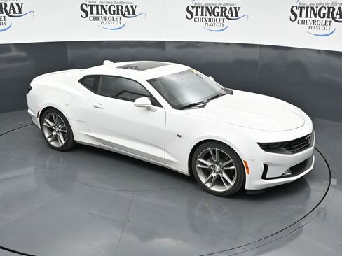 Used 2022 Chevrolet Camaro LT w/ RS Package RWD image 18