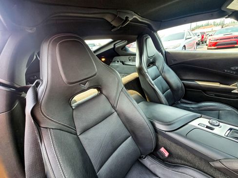 Used 2019 Chevrolet Corvette Z06 image 32