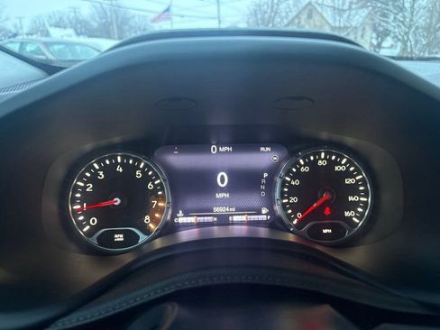 Used 2015 Jeep Renegade Limited image 21