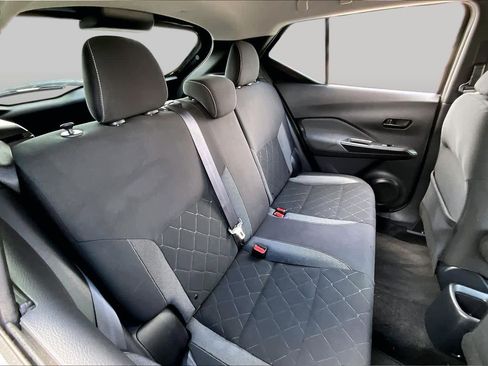 Used 2019 Nissan Kicks S FWD image 20