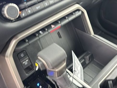 New 2026 Toyota Tundra Limited AWD/4WD image 23