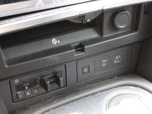 Used 2022 Nissan Armada SV w/ Cargo Package image 25