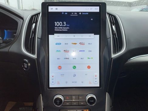 Certified 2022 Ford Edge SEL w/ Convenience Package image 11