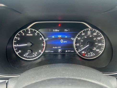 Used 2017 Nissan Maxima 3.5 SL FWD image 19