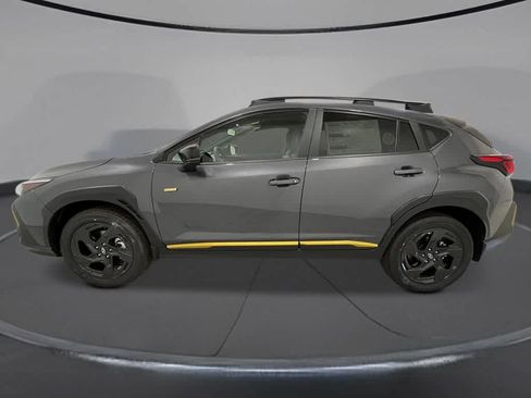 Used 2025 Subaru Crosstrek 2.5i Sport AWD/4WD image 2