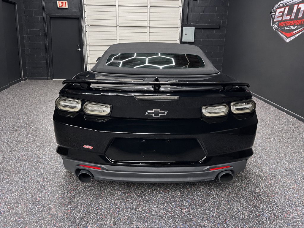 Used 2020 Chevrolet Camaro SS RWD image 4