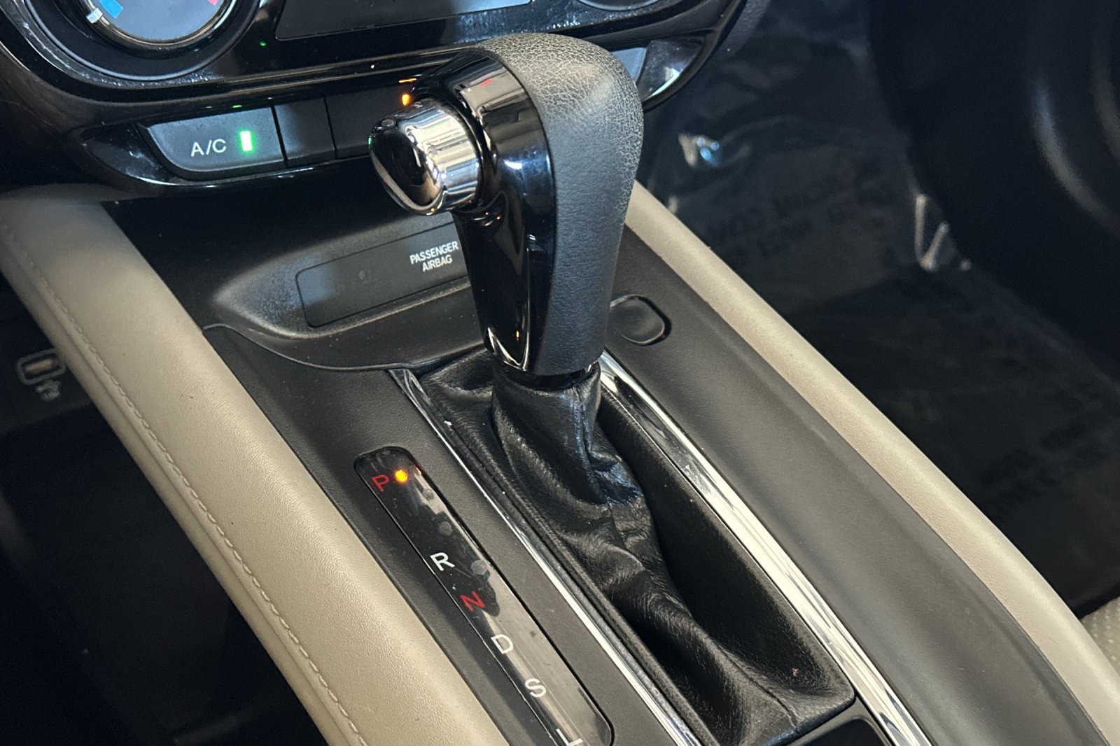 Used 2020 Honda HR-V LX image 22
