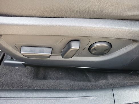 Used 2025 MAZDA CX-50 AWD 2.5 S w/ Preferred Package image 18