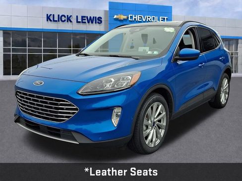 Used 2021 Ford Escape Titanium w/ Titanium Elite Package AWD/4WD image 3