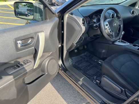 Used 2014 Nissan Rogue S w/ Convenience Package FWD image 17