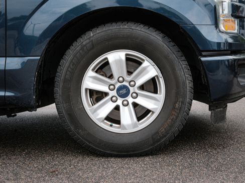 Used 2015 Ford F150 XLT w/ Equipment Group 301A Mid AWD/4WD image 13