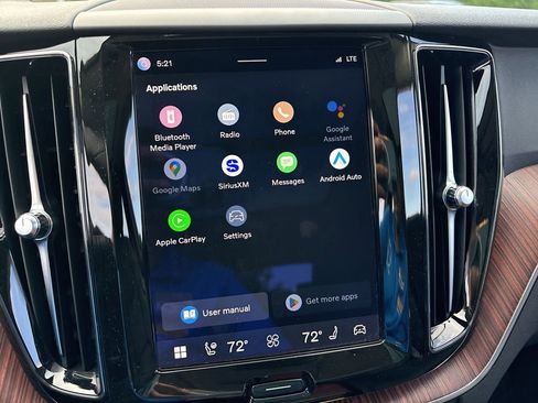 Used 2023 Volvo XC60 B5 Plus w/ Climate Package image 19