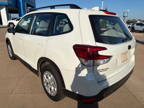 Used 2020 Subaru Forester w/ Alloy Wheel Package AWD/4WD image 2