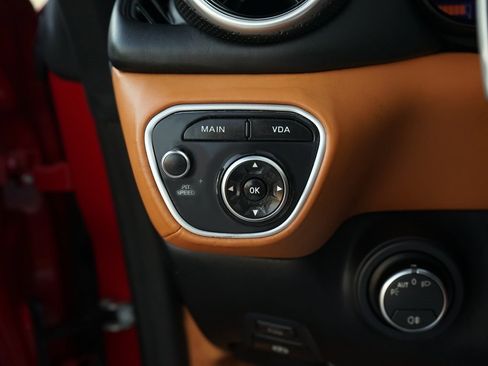 Used 2016 Ferrari California T image 26