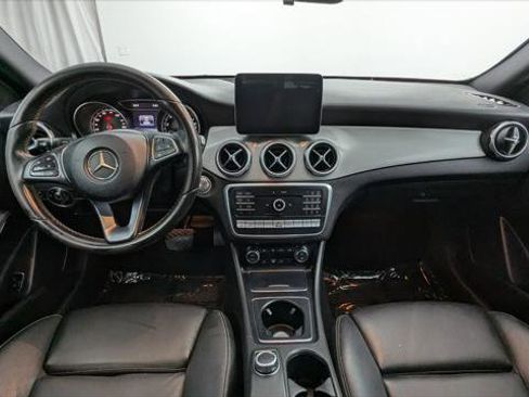 Used 2018 Mercedes-Benz GLA 250 4MATIC image 26