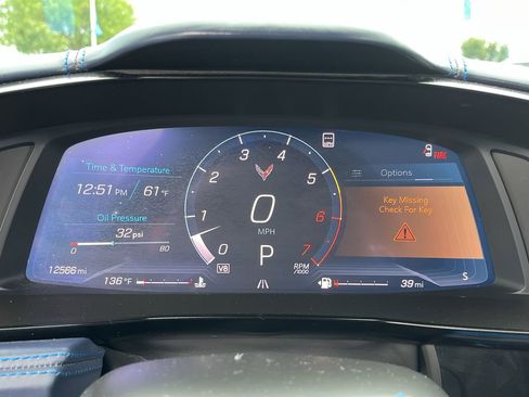 Used 2021 Chevrolet Corvette Stingray Premium Conv w/ 3LT RWD image 10