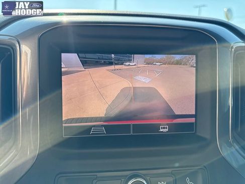 Used 2025 Chevrolet Silverado 2500 Custom w/ Custom Value Package image 28