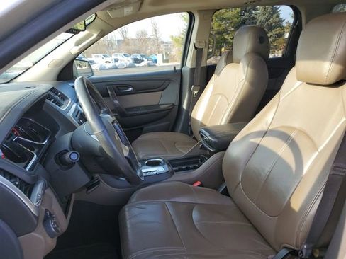 Used 2014 GMC Acadia SLT image 18