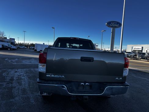 Used 2012 Toyota Tundra 4x4 Double Cab image 4