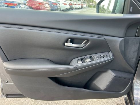 New 2025 Nissan Sentra SV image 11