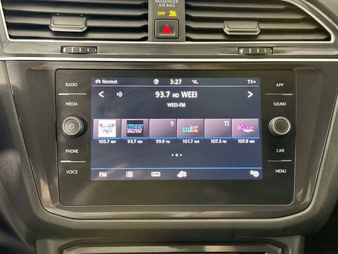 Used 2020 Volkswagen Tiguan SE w/ 3rd Row Seat Package AWD/4WD image 12