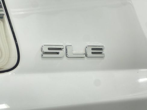 Used 2016 GMC Yukon SLE w/ HD Trailering Package AWD/4WD image 39