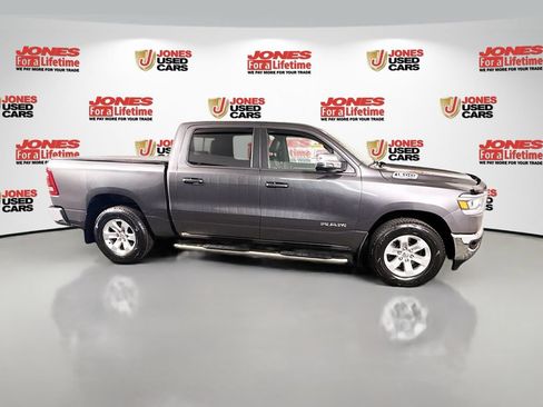 Used 2023 RAM 1500 Laramie AWD/4WD image 18