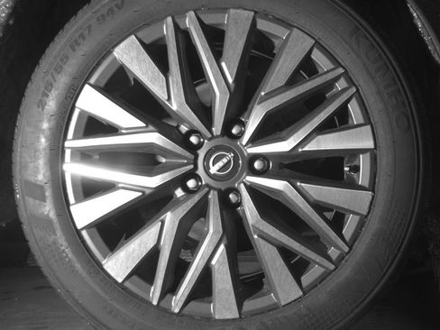 Used 2025 Nissan Altima 2.5 SV image 15