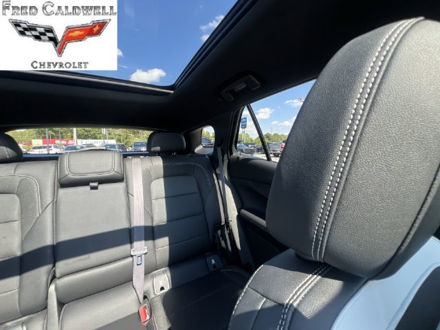 Used 2025 Chevrolet Blazer EV LT AWD/4WD image 14
