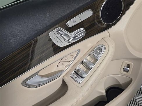 Used 2018 Mercedes-Benz C 300 4MATIC Sedan image 16