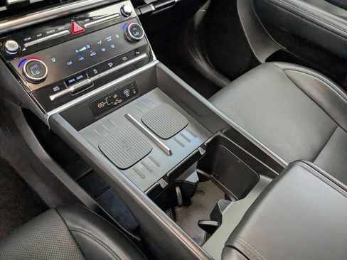Used 2025 Hyundai Santa Fe SEL FWD image 21