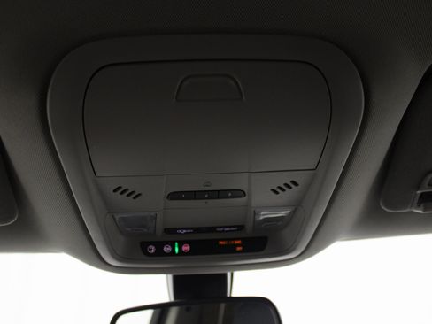 Used 2020 Buick Enclave Essence w/ Sound and Sites Package image 33