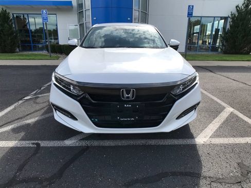 Used 2020 Honda Accord Sport image 2