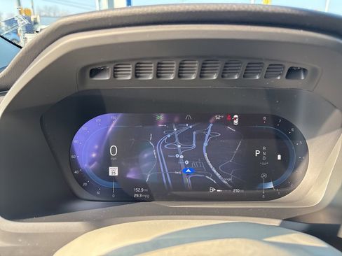 Certified 2023 Volvo XC90 B5 Plus image 19