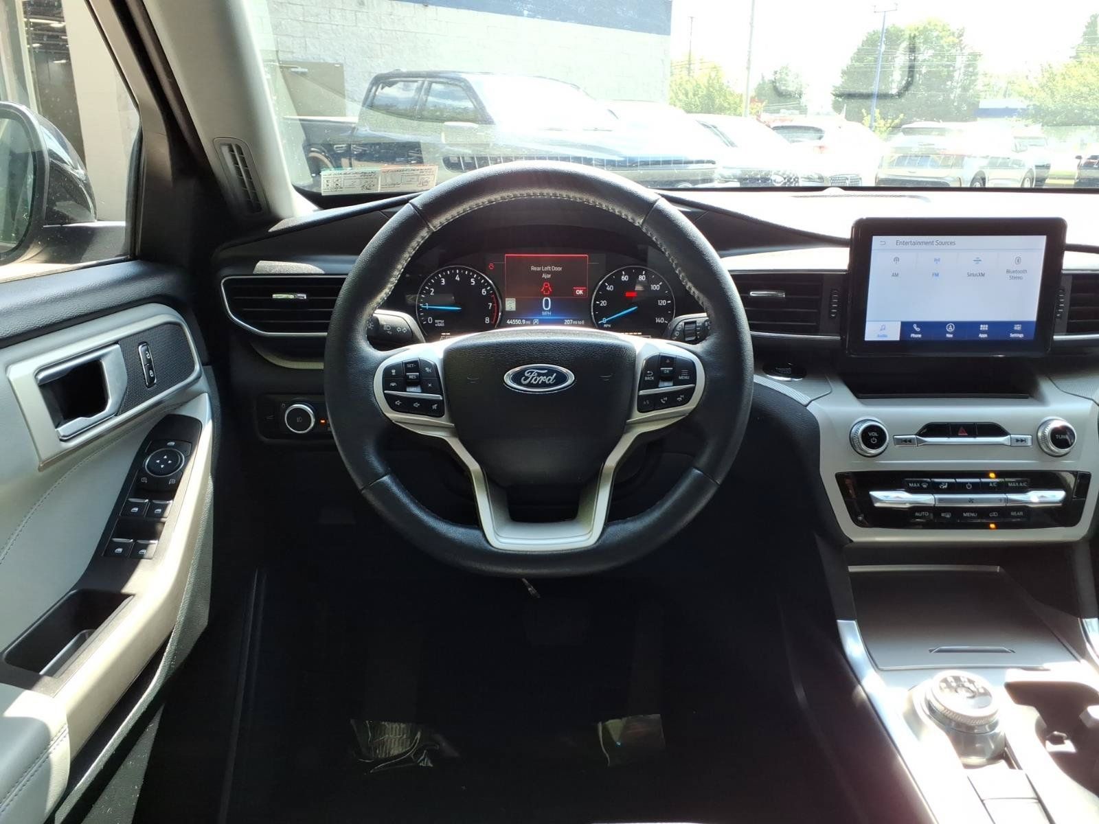 Used 2023 Ford Explorer XLT w/ Equipment Group 202A AWD/4WD image 14
