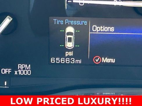 Used 2018 Cadillac XT5 FWD image 19